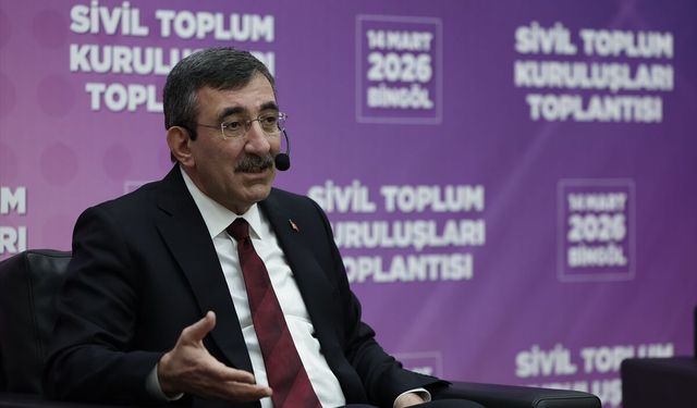 Cumhurbaşkanı Yardımcısı Yılmaz, Bingöl'de Yaşar Turhan Anadolu Lisesinin açılışında konuştu: