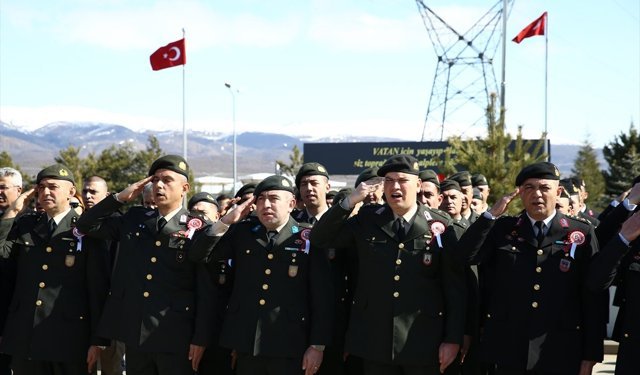 Diyarbakır ve çevre illerde Çanakkale Deniz Zaferi'nin 111. yıl dönümü kutlandı