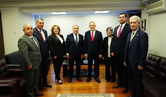 DSP Genel Merkezi'nde siyasi partiler arası bayramlaşma