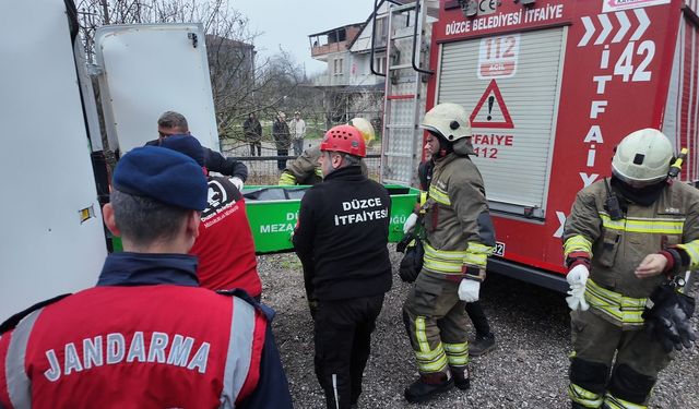 Düzce'de evde çıkan yangında yaşlı kadın öldü