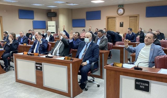 Edirne sınır kapılarından 2025'te yaklaşık 14 milyon yolcu geçiş yaptı