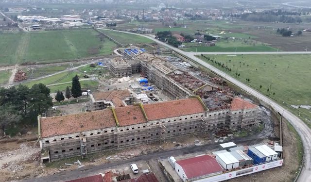 Edirne'deki Mahmudiye Kışlası'nda restorasyon çalışmaları sürüyor