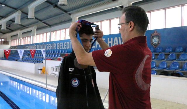 Engelleri havuzda aşan milli yüzücü, 4 yılda uluslararası 11 madalya kazandı