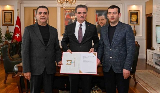 Erzurumlu iş insanından Gazze için 1 milyon lira bağış