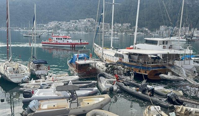 Fethiye'de teknede çıkan yangın söndürüldü