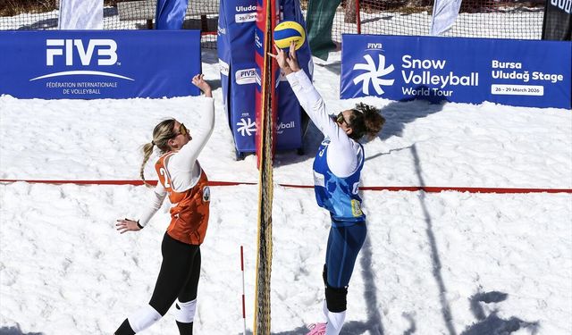FIVB Kar Voleybolu Dünya Turu Uludağ'da başladı
