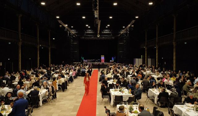 Fransa'nın Roubaix kentinde iftar programı düzenlendi