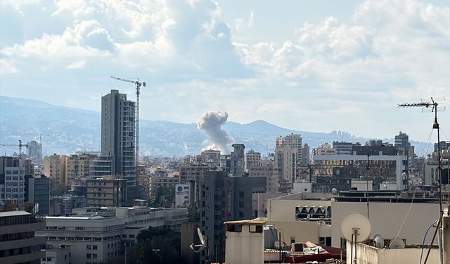 GÜNCELLEME 2 - İsrail, Lübnan'ın başkenti Beyrut'a yeni hava saldırıları düzenledi