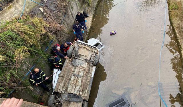 GÜNCELLEME - Giresun'da dereye devrilen hafif ticari araçtaki 3 kişi öldü, 2 kişi yaralandı