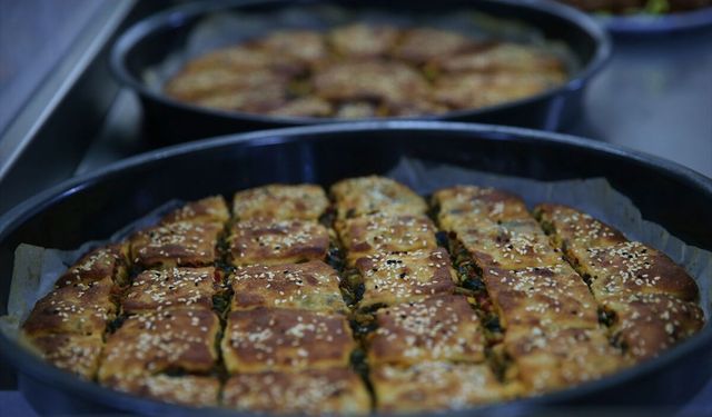 Hatay'da gönüllülerin açtığı lokanta depremzede kadınlara gelir kaynağı oldu