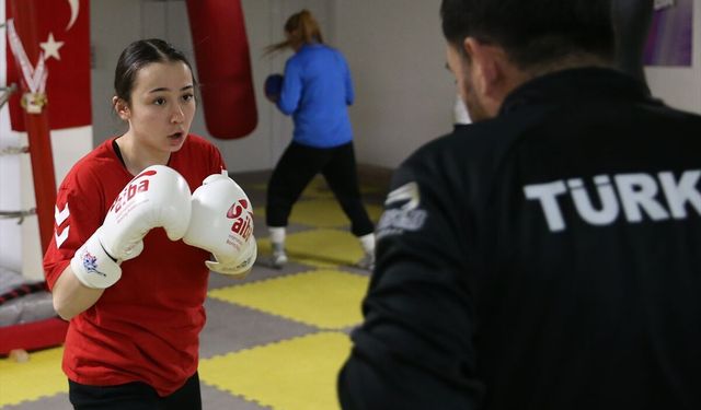 Hobi olarak başladığı boksta gözünü Avrupa şampiyonasına dikti