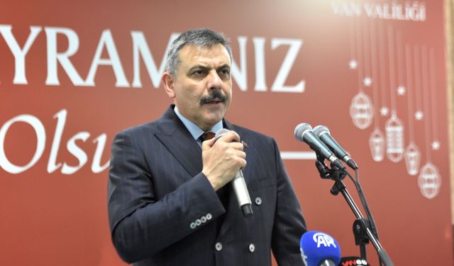 İçişleri Bakanı Çiftçi, Van'da bayramlaşma programında konuştu: