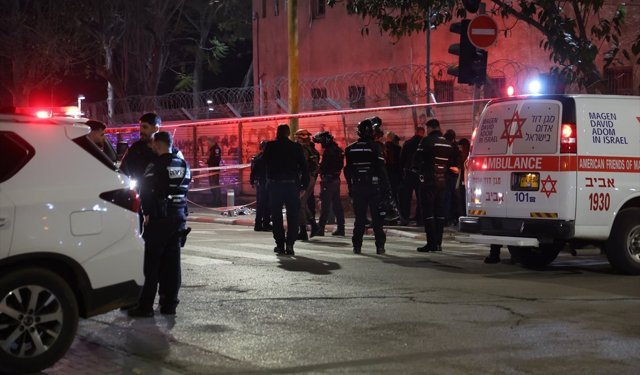 İran'ın İsrail'in merkezine düzenlediği misillemede Tel Aviv çevresinde 1 kişi öldü