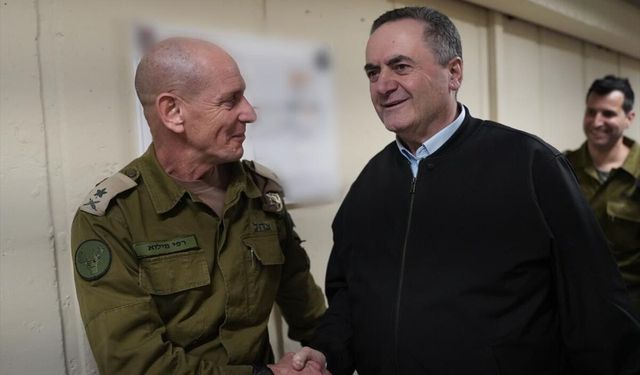 İsrail Savunma Bakanı, Lübnan'da 1 milyonun üzerinde kişiyi sürgün ettiklerini açıkladı