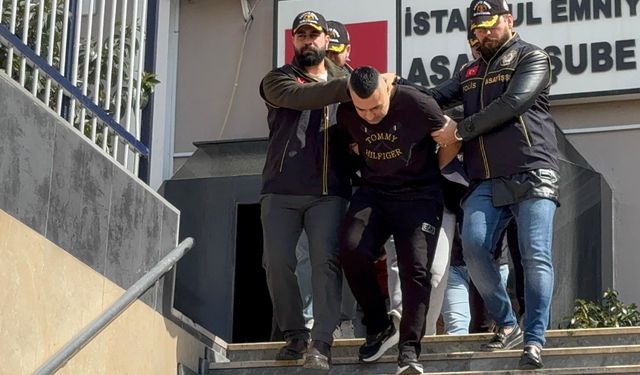 İstanbul'da Kuyumcukent'ten uzun namlulu silahlarla yapılan soyguna ilişkin yakalanan 8 şüpheli adliyede