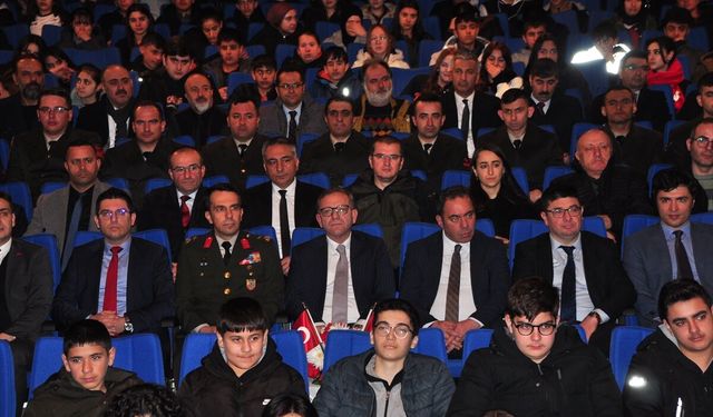 Kars ve Ardahan'da İstiklal Marşı'nın Kabulü ve Mehmet Akif Ersoy'u Anma Günü kutlandı