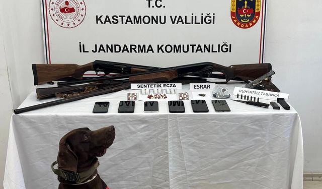 Kastamonu'da düzenlenen uyuşturucu operasyonunda yakalanan 12 şüpheliden 3'ü tutuklandı