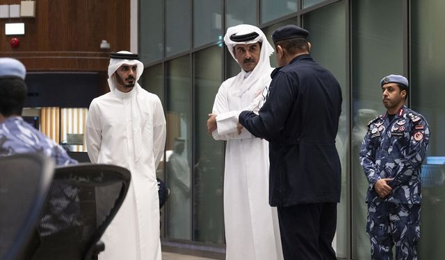 Katar Emiri, İçişleri Bakanlığı Ulusal Komuta Merkezi'ni ziyaret etti