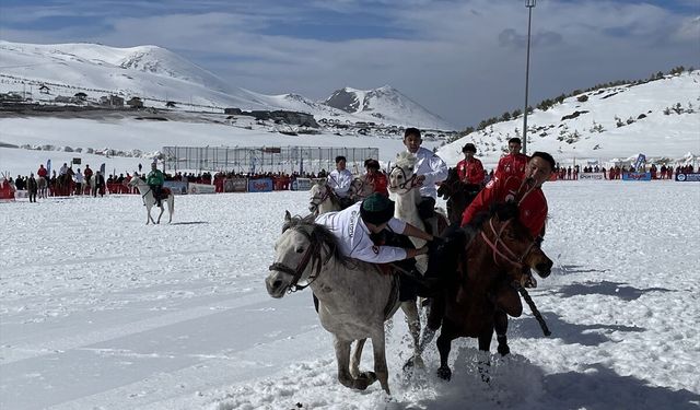 Kayseri'de 'Kökbörü Oyunları Erciyes 2026' yapıldı
