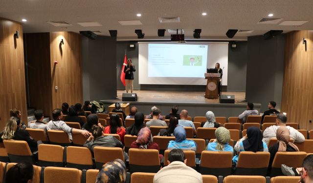 Kilis'te Yeşilay ekipleri 5 bin kişiye bağımlılıkla mücadele yöntemlerini anlattı