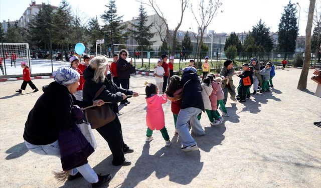 Kırklareli'nde çocuklara özel tekne orucu iftarı düzenlendi