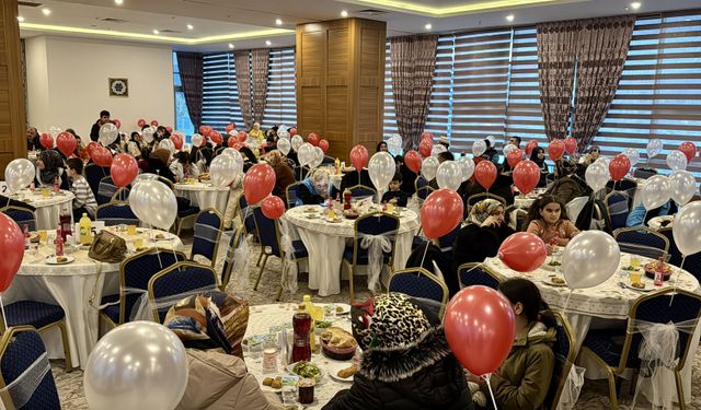 Kırşehir'de yetim ve yakınları için iftar programı düzenlendi