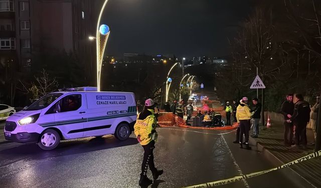 Kocaeli'de beton bariyere çarpan motosikletin sürücüsü hayatını kaybetti