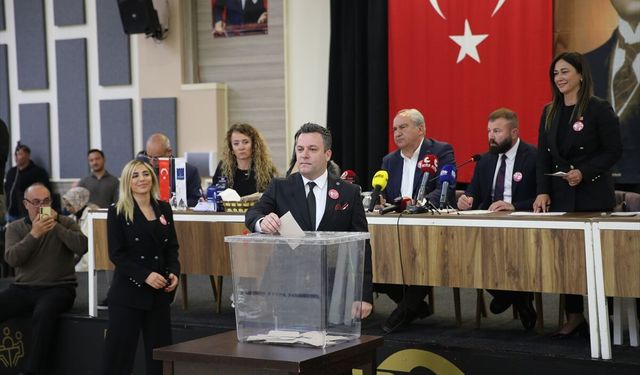 Kuşadası Belediyesi Başkan Vekilliğine Tahsin Demirtaş seçildi