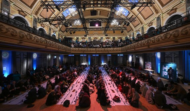 Londra'daki tarihi belediye binasında 'Türkiye' temalı iftar programı düzenlendi