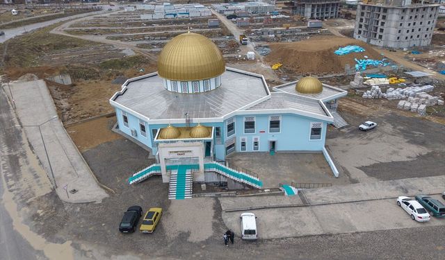 Malatya'da Kubbetüs Sahra Camisi'nin benzeri inşa edildi