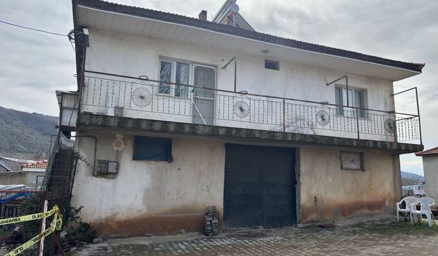 Manisa'da bir kişi karısını, kayınvalidesini, kayınpederini ve kayınbiraderini silahla öldürdü