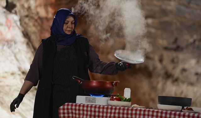 MEMLEKET SOFRASI - Taş köfte