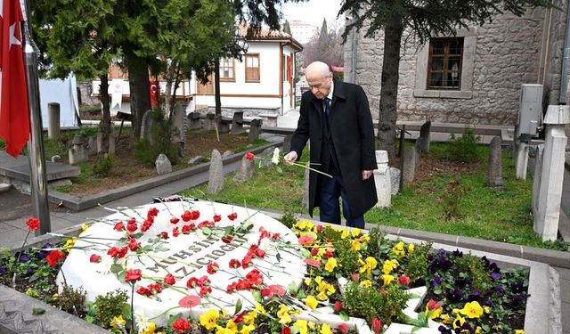 MHP Genel Başkanı Bahçeli, Muhsin Yazıcıoğlu'nun kabrini ziyaret etti