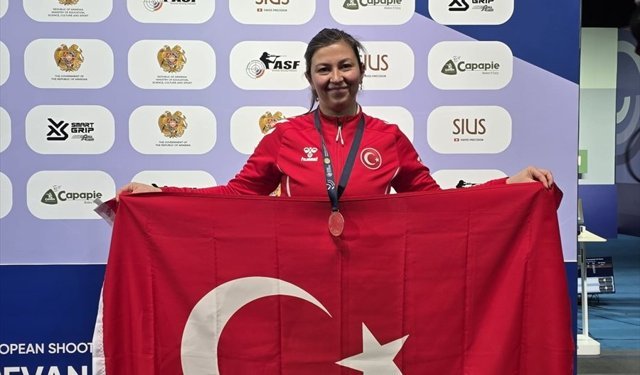 Milli atıcı Elif Duygu Eren, Avrupa üçüncüsü oldu