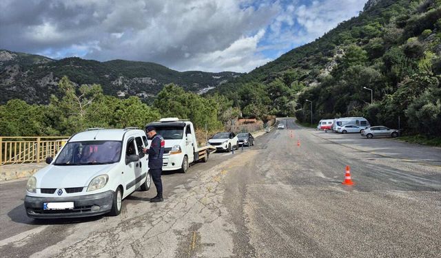 Muğla'da çeşitli suçlardan aranan 123 kişi yakalandı