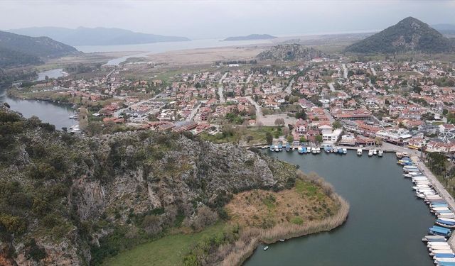 Muğla'nın turistik mahallesi Dalyan bayramda yerli turistleri bekliyor