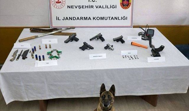 Nevşehir'de tarihi eser niteliğinde 13 sikke ile 3 yüzük ele geçirildi