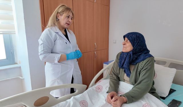 Nurdan hemşire, doğduğu topraklarda şifa dağıtıyor