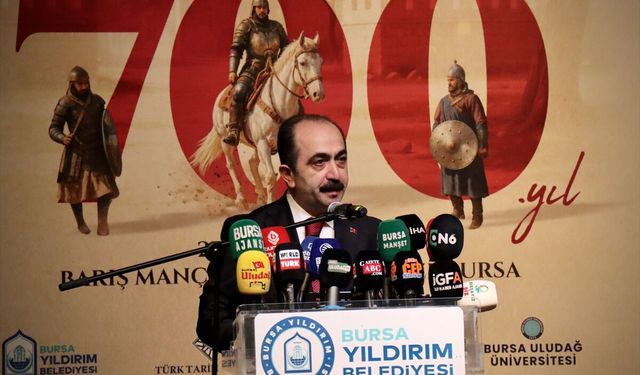 'Osmanlı'nın Kuruluşu ve Bursa'nın Fethi Sempozyumu' sürüyor