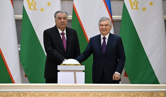 Özbekistan-Tacikistan Devletlerarası Yüksek Konseyi'nin ilk toplantısı Taşkent'te yapıldı