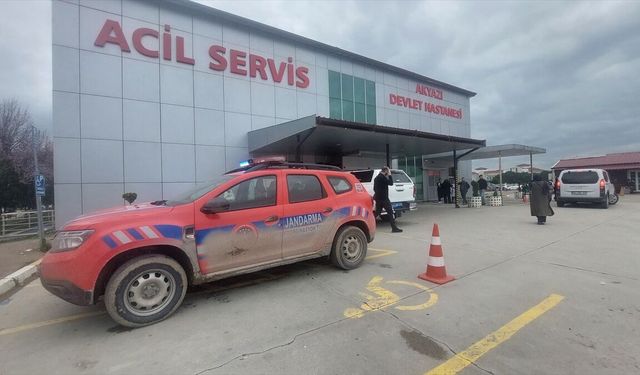 Sakarya'da çıkan silahlı kavgada 2 kişi yaralandı