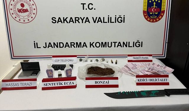 Sakarya'da uyuşturucu operasyonunda 9 zanlı tutuklandı