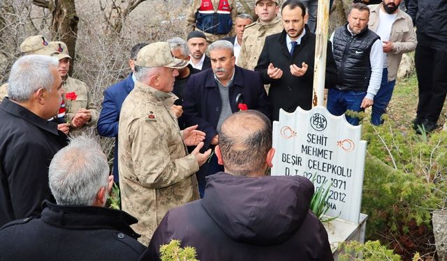 Siirt'te şehitler için anma töreni düzenlendi