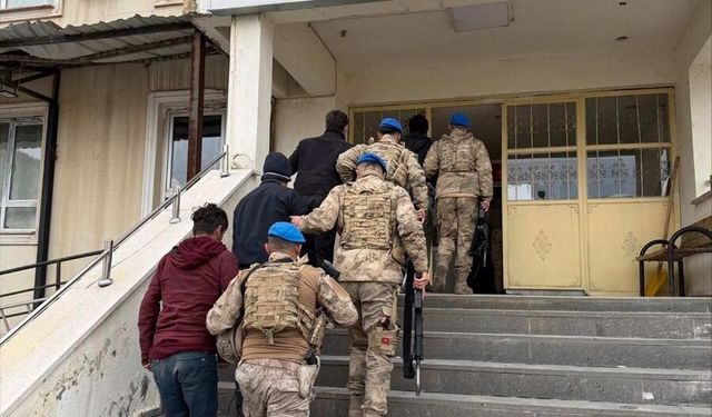 Şırnak'ta 19 düzensiz göçmen yakalandı