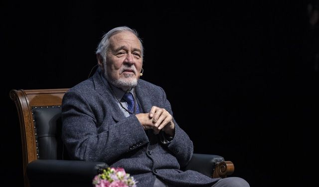 Tarihçi ve yazar Prof. Dr. İlber Ortaylı hayatını kaybetti