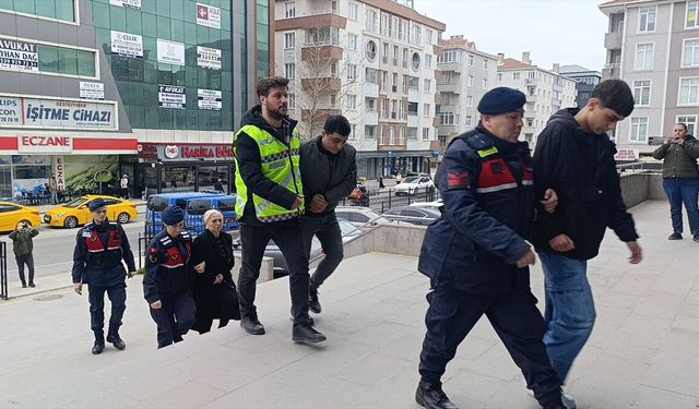 Tekirdağ merkezli dolandırıcılık operasyonunda 8 zanlı yakalandı