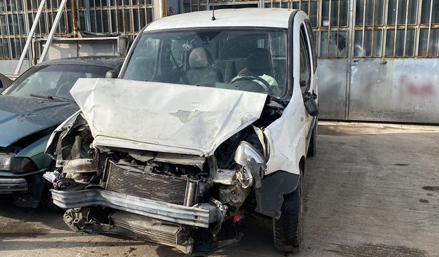 Tekirdağ'da 4 kişinin yaralandığı kaza güvenlik kamerasında