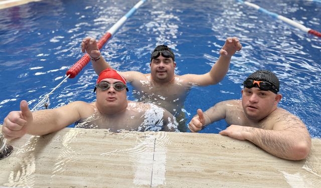 Tekirdağ'da down sendromlu çocuklar dereceye girmek için kulaç attı