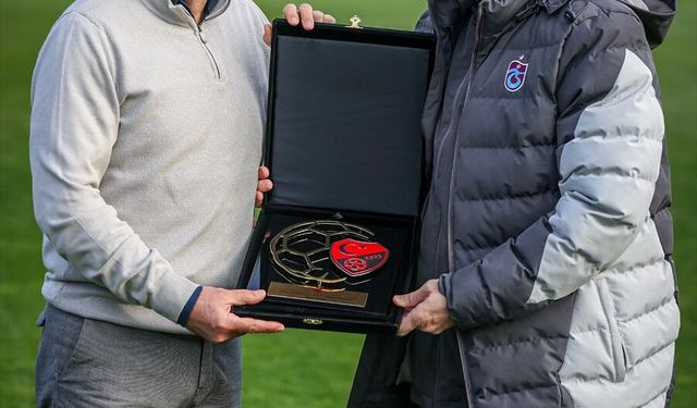 TFF'den Fatih Tekke'ye sosyal sorumluluk ödülü