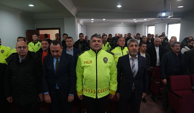 Trafik Kanunu'ndaki düzenleme sonrası Erzurum'da ilk ceza bir polise kesildi